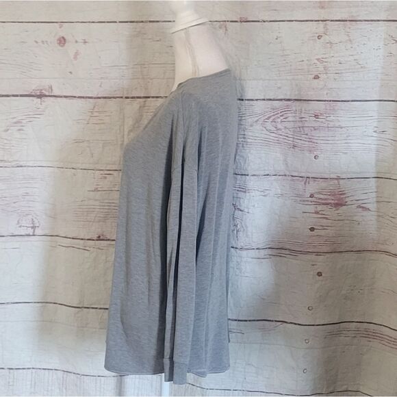 Majestic Filatures Deluxe Teeshirt Size Medium - Picture 3 of 5